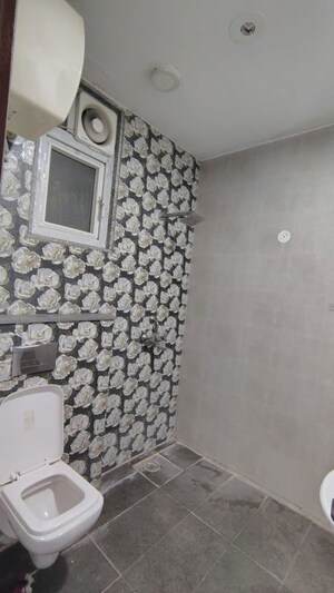 Bathroom in 3 BHK Builder Floor at Sector 52 – for Rent