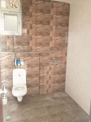 Bathroom in 3 BHK Builder Floor at Sector 52 – for Rent