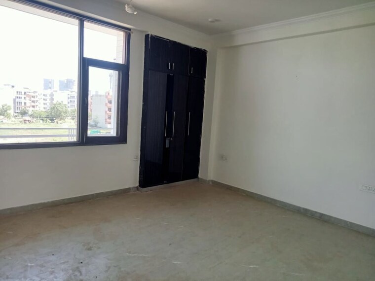 Room, sector 52 3 Bedroom 2300 Sq.Ft. Builder Floor In Sector 52 Gurgaon 10758831
