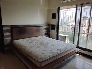 Bedroom in 2 BHK Apartment at Chembur – for Rent