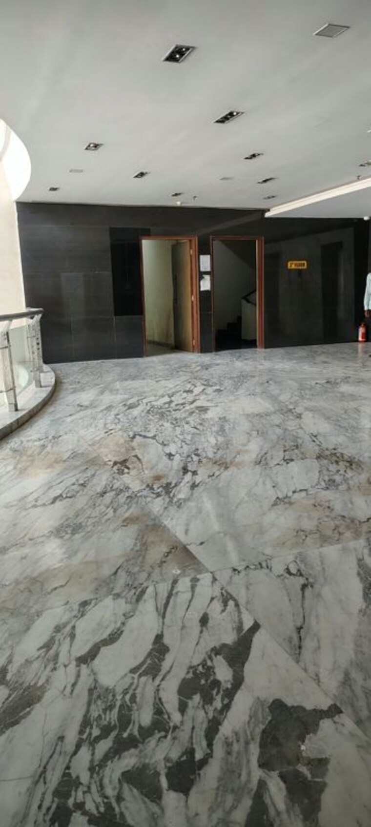 Room, pinnacle-corporate-park Commercial Office Space 1000 Sq.Ft. In Santacruz East Mumbai 10758786