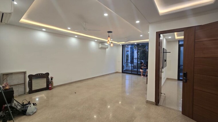 Room, sector 57 3 Bedroom 1886 Sq.Ft. Builder Floor In Sector 57 Gurgaon 10758842