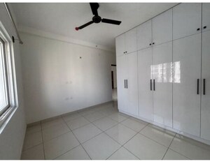 Room in 3 BHK Apartment at Prestige Finsbury Park Regent, Bagaluru – for Rent