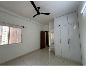 Room in 3 BHK Apartment at Prestige Finsbury Park Regent, Bagaluru – for Rent