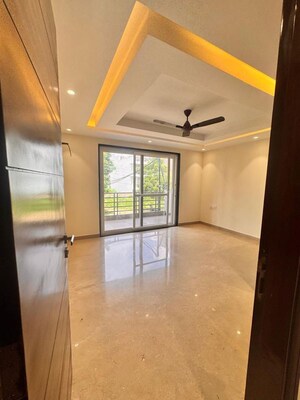 3 BHK Builder Floor For Rent in Sector 57