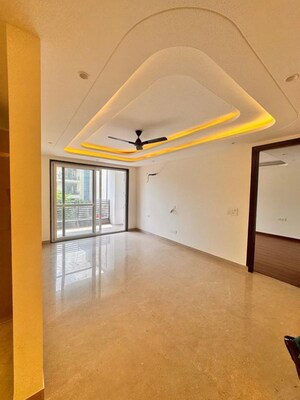 Room in 3 BHK Builder Floor at Sector 57 – for Rent