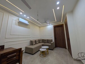 2 BHK Builder Floor For Rent in Sector 42