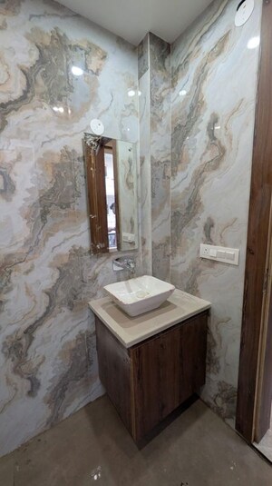 Bathroom in 2 BHK Builder Floor at Sector 42 – for Rent