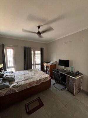 Living Room in 2 BHK Independent House at Sector 14 – for Rent