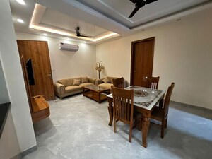 Living Room in 2 BHK Builder Floor at Sector 52 – for Rent