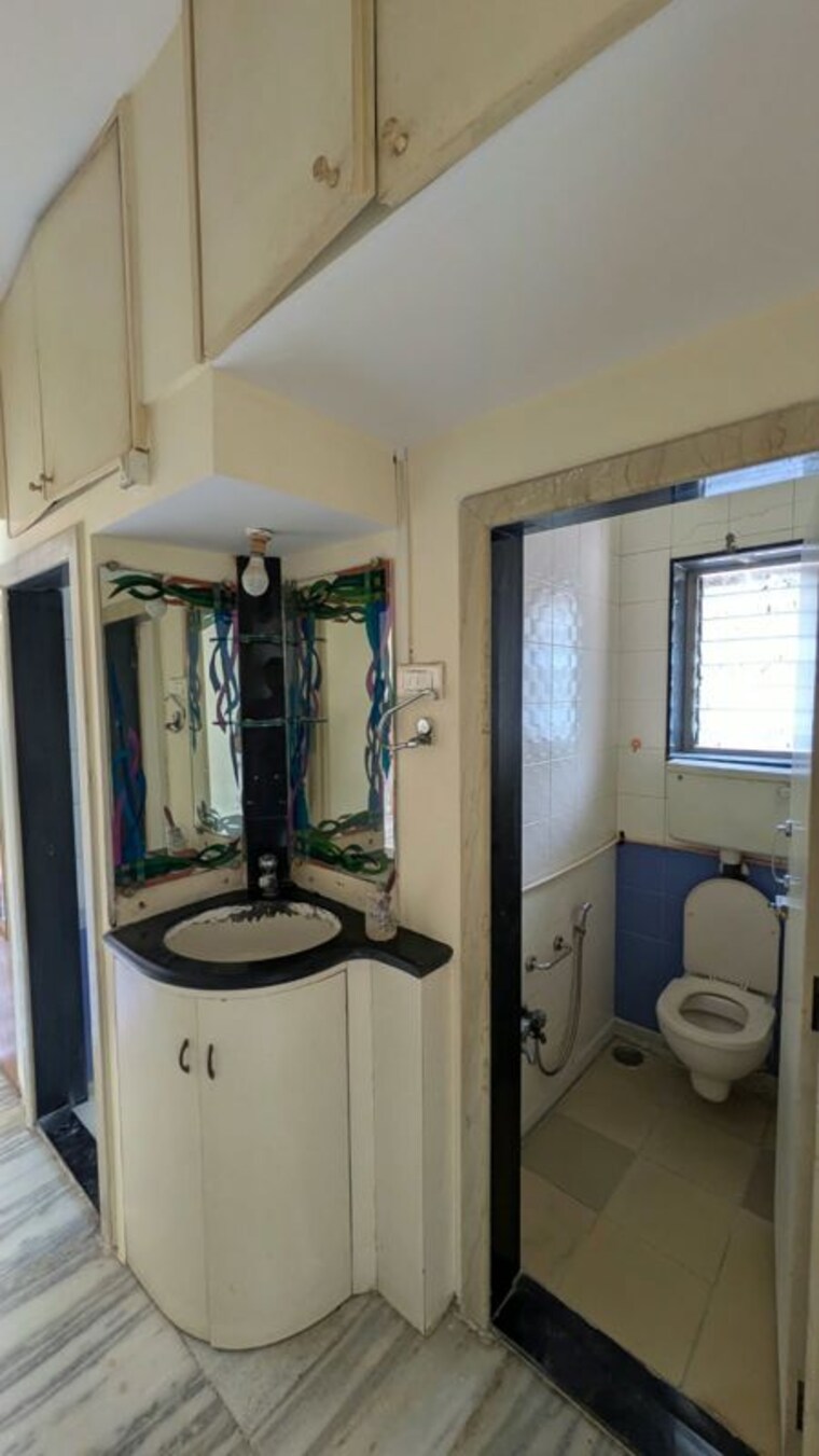 Team Area, om-ashish-chs 3 Bedroom 950 Sq.Ft. Penthouse In Malad West Mumbai 10758937