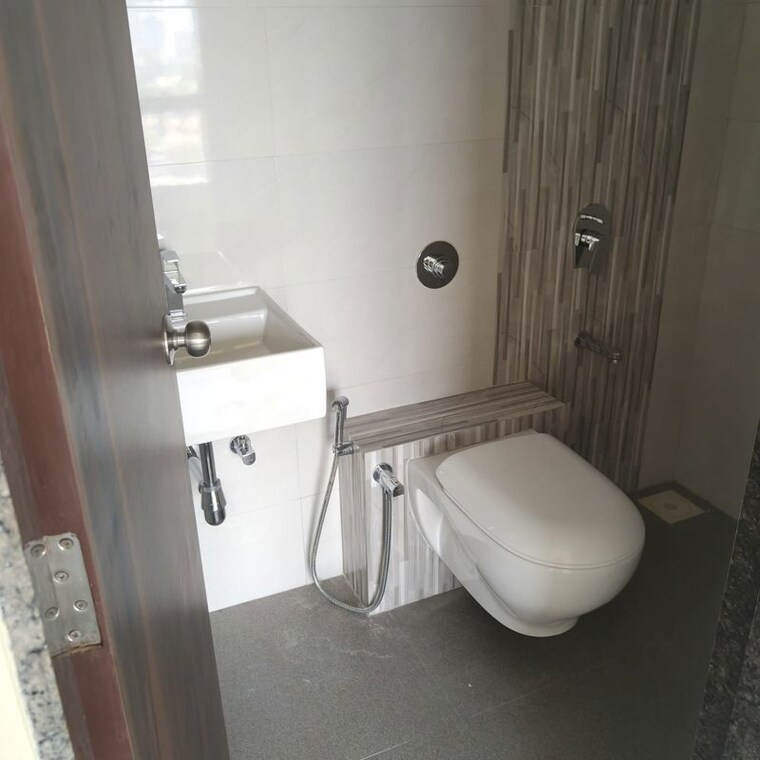 Bathroom, atul-horizon 1 Bedroom 420 Sq.Ft. Apartment In Bhandup West Mumbai 10758936