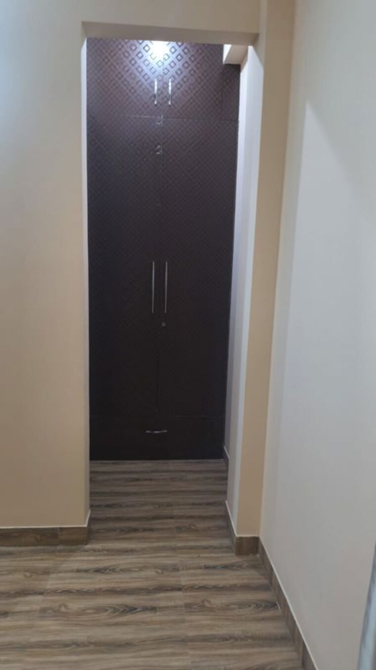 Room, unitech-south-city-ii 4 Bedroom 1800 Sq.Ft. Builder Floor In Sector 50 Gurgaon 10758964