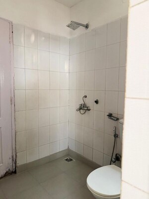 Bathroom in 3 BHK Builder Floor at Raheja Teachers Apartments, Sector 31 – for Sale