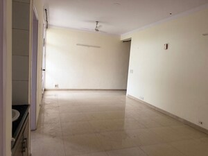 Room in 3 BHK Builder Floor at Raheja Teachers Apartments, Sector 31 – for Sale