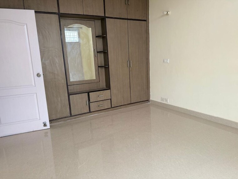 Room, raheja-teachers-apartments 3 Bedroom 1570 Sq.Ft. Builder Floor In Sector 31 Gurgaon 10758971