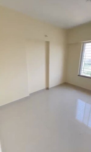 Room in 2 BHK Apartment at Vertical Alcinia, Mohammadwadi – for Sale