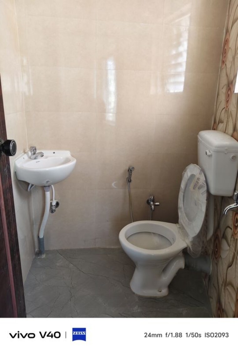 Bathroom, nayabad 3 Bedroom 1120 Sq.Ft. Builder Floor In Nayabad Kolkata 10758982