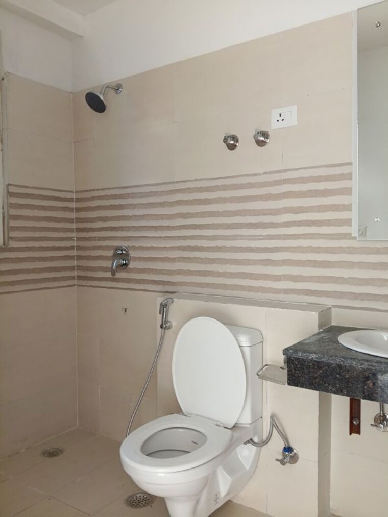 Bathroom, gaur-saundaryam 3 Bedroom 2005 Sq.Ft. Apartment In Tech Zone 4 Greater Noida Greater Noida 10759060