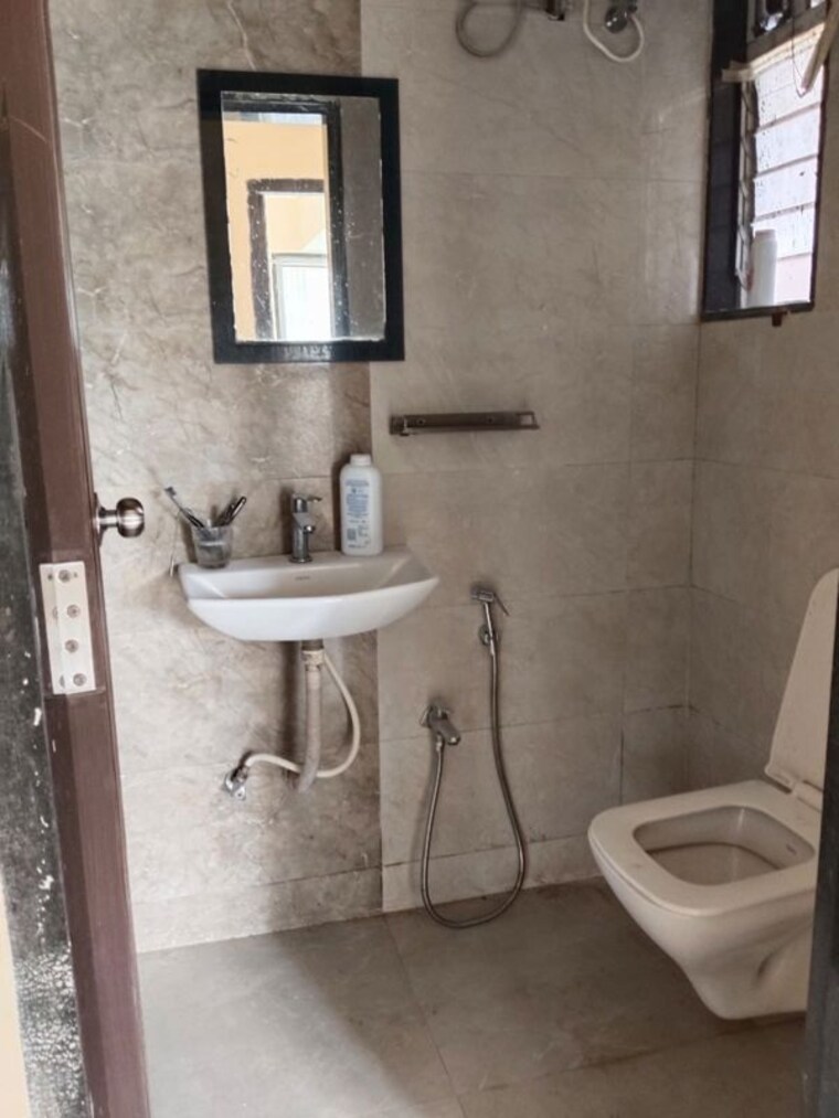 Bathroom, karmvir-avant-sky-villa 2 Bedroom 585 Sq.Ft. Apartment In Goregaon East Mumbai 10759062
