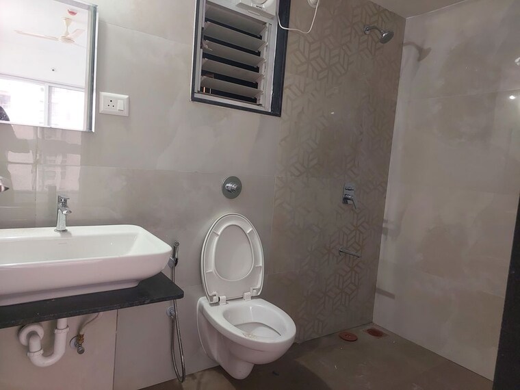 Bathroom, zen-elite 2 Bedroom 836 Sq.Ft. Apartment In Kharadi Pune 10759039