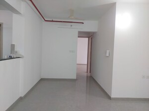 Room in 2 BHK Apartment at Zen Elite, Kharadi – for Rent