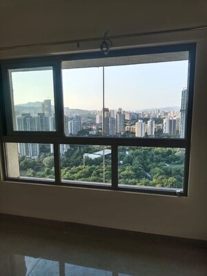 Room in 1 BHK Apartment at Lodha Amara Tower 23, Kolshet Road – for Rent