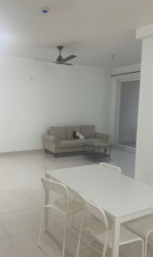 Bathroom in 3 BHK Apartment at Shapoorji Pallonji ParkWest, Binnipete – for Rent