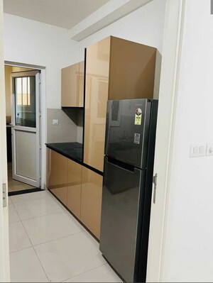 Bathroom in 3 BHK Apartment at Shapoorji Pallonji ParkWest, Binnipete – for Rent