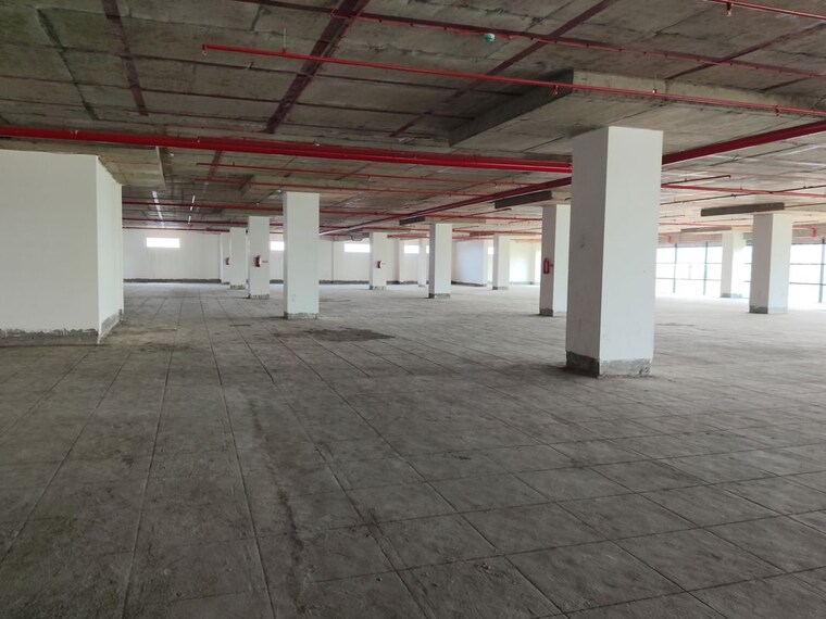 Parking, pimpri Commercial Office Space 37000 Sq.Ft. In Pimpri Pune 10759069