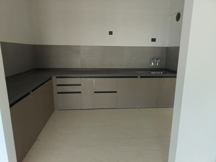 Kitchen, sukhwani-kingsley 4 Bedroom 1566 Sq.Ft. Apartment In Thergaon Pune 10759110
