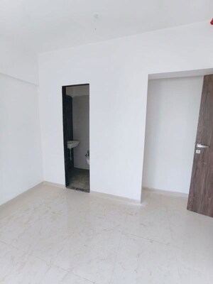 2 BHK Apartment For Sale in Mahakaleshwar Apartment, Dahisar West