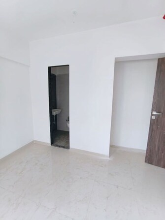 2 BHK Apartment For Sale in Mahakaleshwar Apartment in Dahisar West, Mumbai