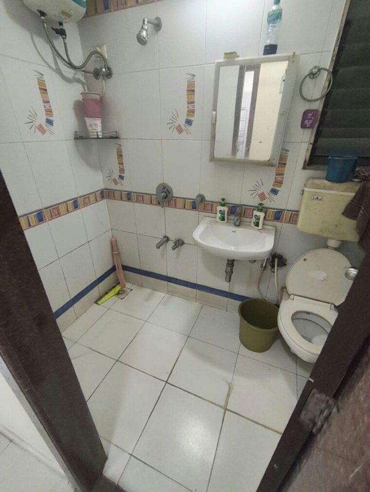 Bathroom, surya-upvan-chs 1 Bedroom 580 Sq.Ft. Apartment In Gawand Baug Thane 10759168