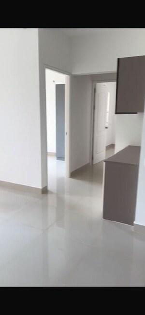 Room in 2.5 BHK Apartment at Brigade El Dorado, Bagaluru – for Rent