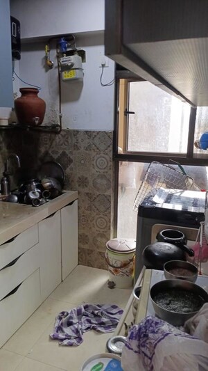 Team Area in 3 BHK Apartment at Runwal Forests, Kanjurmarg West – for Rent