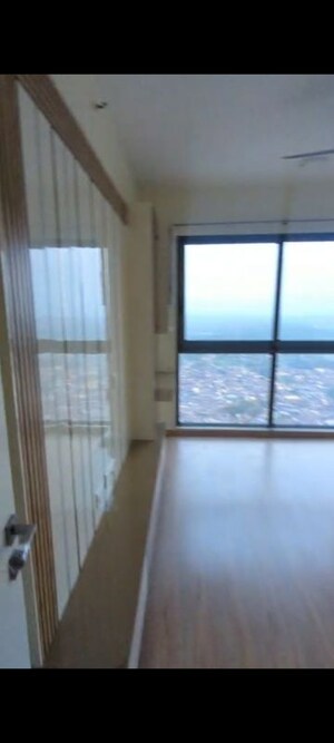 Room in 3 BHK Apartment at Runwal Bliss, Kanjurmarg East – for Rent