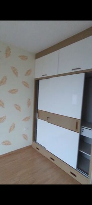 Furnished Amenities in 3 BHK Apartment at Runwal Bliss, Kanjurmarg East – for Rent
