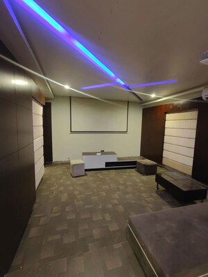 3 BHK Penthouse For Rent in Frazer Town