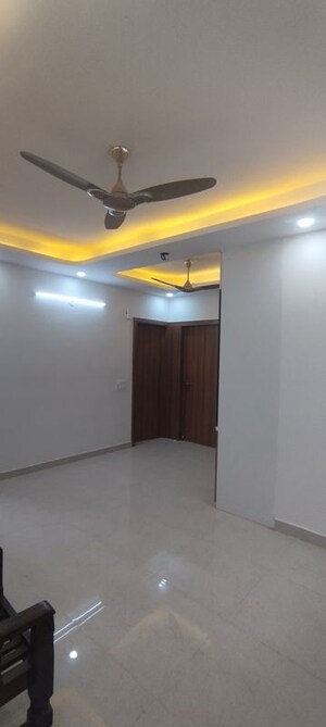 2 BHK Apartment For Rent in Signature Global The Millennia, Sector 37d
