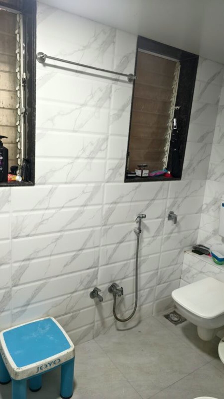 Bathroom, holy-cross-apartment 2 Bedroom 860 Sq.Ft. Apartment In Jogeshwari East Mumbai 10759138