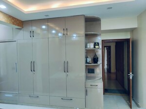 Building Lobby in 3 BHK Apartment at Unitech Fresco, Sector 50 – for Rent