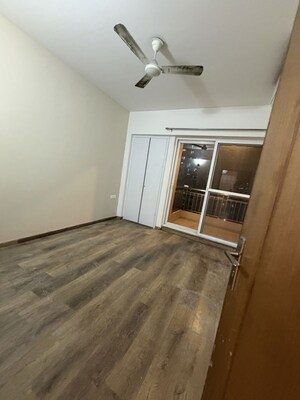 Bedroom in 2.5 BHK Apartment at Antriksh Golf View, Sector 78 – for Sale