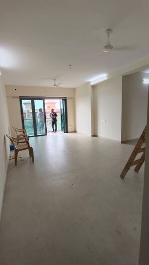 2 BHK Apartment For Rent in NRI Complex Phase I, Seawoods Sector 58