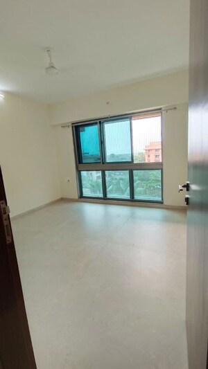 Room in 2 BHK Apartment at NRI Complex Phase I, Seawoods Sector 58 – for Rent
