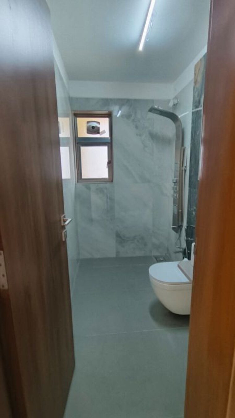 Bathroom, nri-complex-phase-i 2 Bedroom 900 Sq.Ft. Apartment In Seawoods Sector 58 Navi Mumbai 10759195