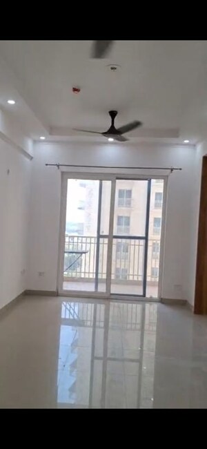 Room in 2.5 BHK Apartment at Capital Athena, Sector 1 Greater Noida – for Sale