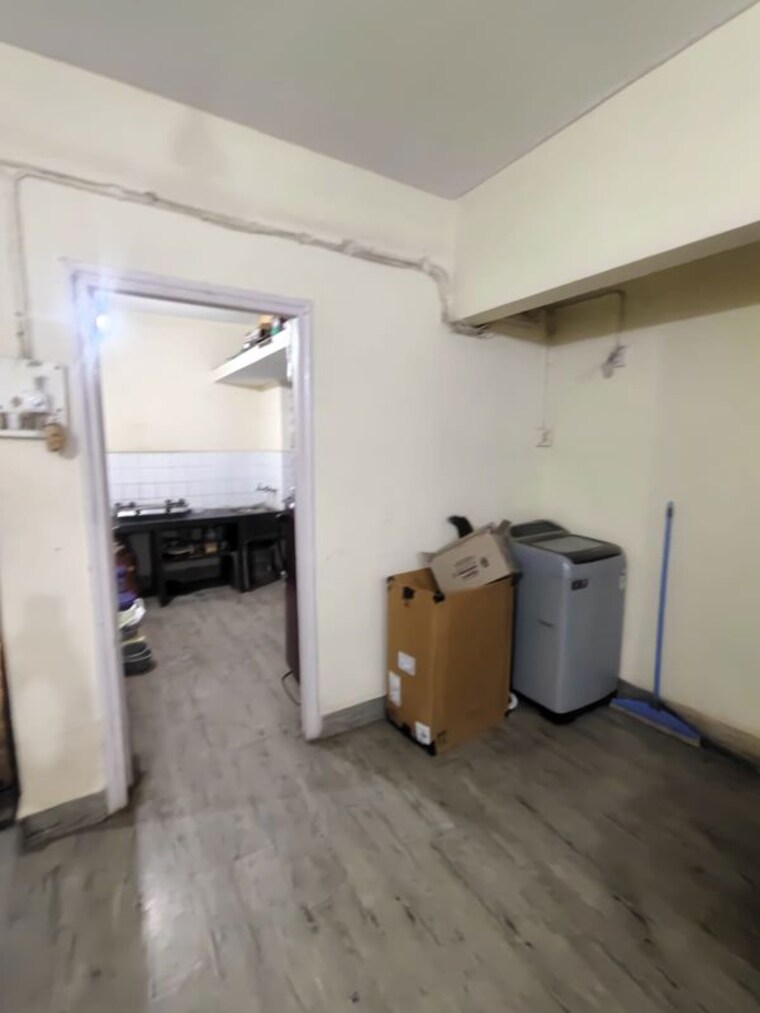 Kitchen, westend-mall 1 Bedroom 550 Sq.Ft. Apartment In Aundh Pune 10759258