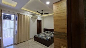 Bedroom in 3 BHK Builder Floor at Green Park – for Rent
