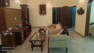 Living Room in 3 BHK Apartment at Benson Town – for Rent